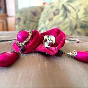 Vintage Fuchsia Flower Earrings